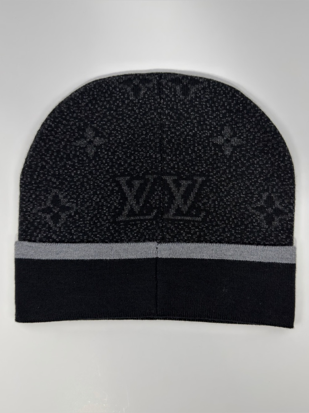 Louis Vuitton Néo Petit Damier Beanie - Picture 3 of 6